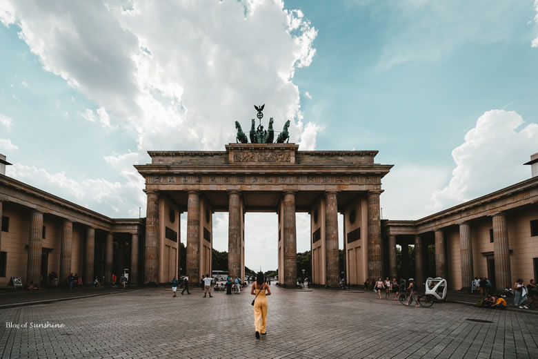 60-essential-german-phrases-brandenburg-gate