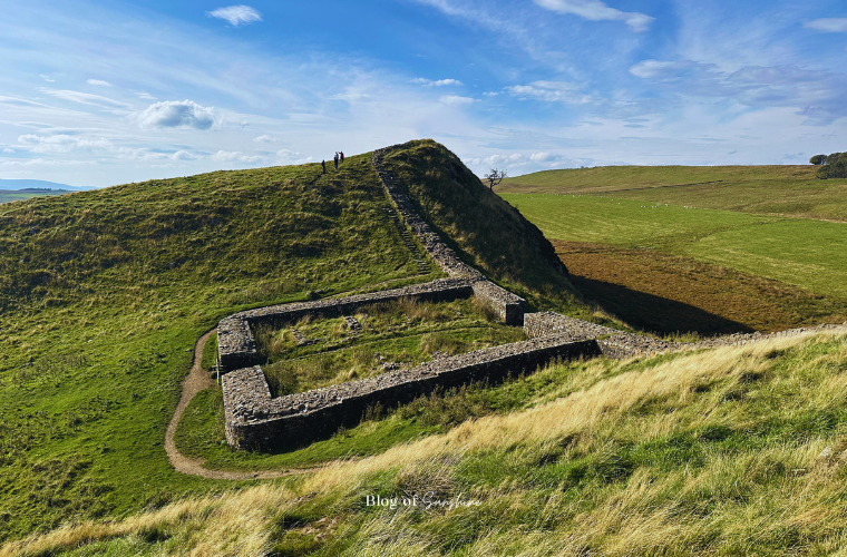 BOS-Sycamore-Gap-Walk-Along-the-Wall