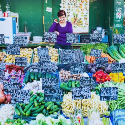 Naschmarkt-Vienna-grocery-13