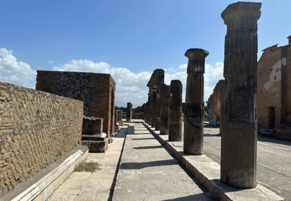 Ancient Roman Forum Pompeii Columns