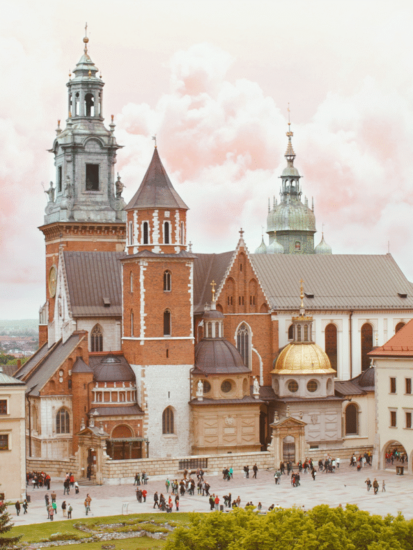 krakow-visit-wawel-castle